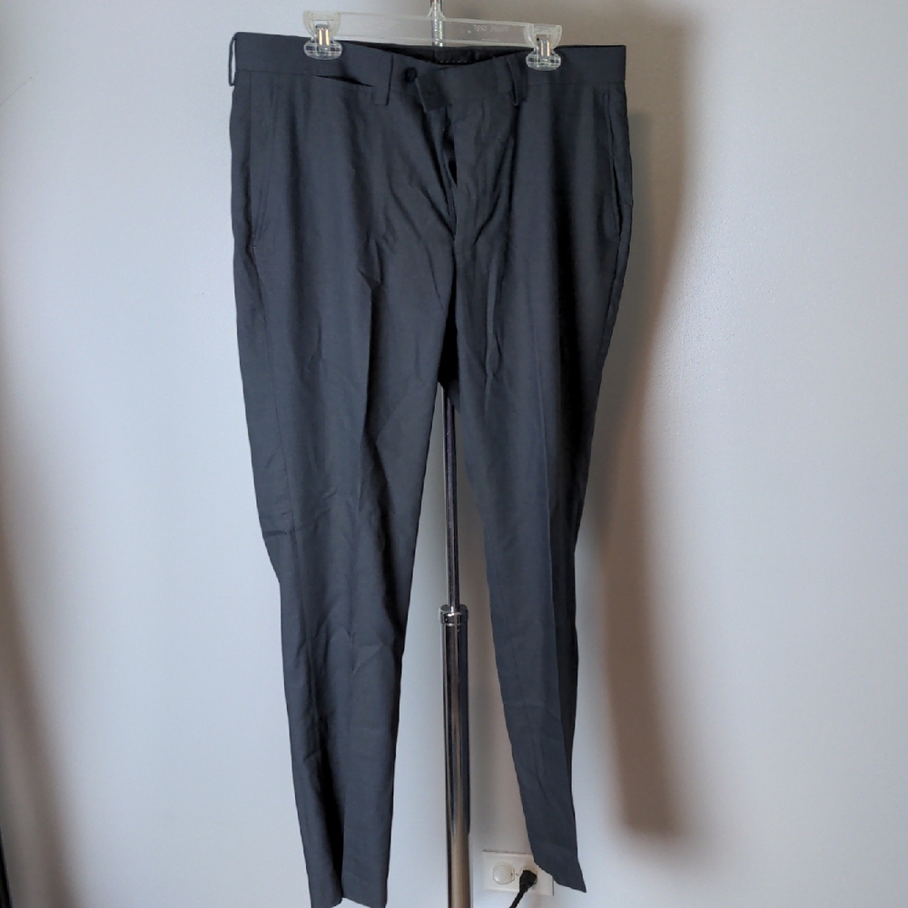 Nordstrom Rack Gray Dress Pants with Flat Front Design, 36Wx32L